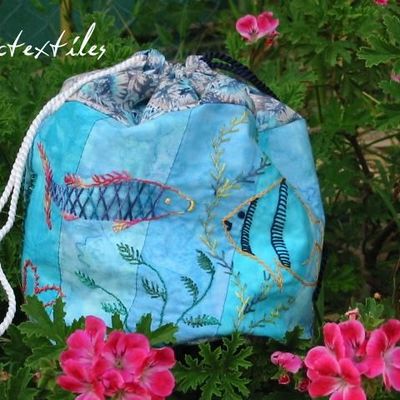 Bourse polochon aquarium