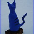 L'histoire d'un chat bleu. Oui, définitivement bleu.
