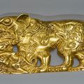 Gold 'Tiger Fighting Wolf' Ornament, 5th-3rd century BCE