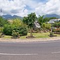 Rond-point à Pirae (Tahiti)