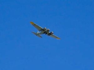 Le bombardier allemand bimoteur Heinkel 111 de la seconde guerre mondiale.