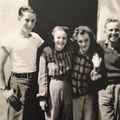 Mai 1940, dans le désert de Los Angeles - Norma Jeane et ses amis