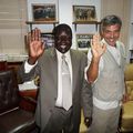 George Clooney aux elections du Sud Soudan