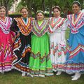 La troupe de danse Xochitl-Mexicatl de COMAL au Telethon d'Orvault 2011