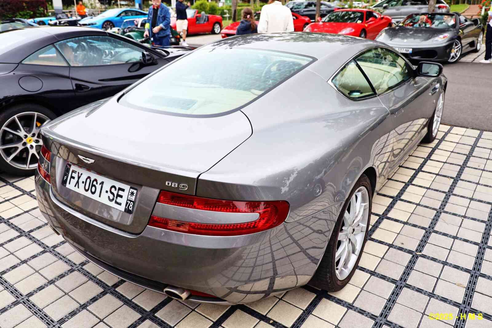 Aston Martin DB 9_03 - 2004 [UK] HL_GF