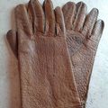 A2544 : Gants en cuir grainé 70's