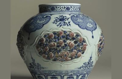 Eskenazi celebrates early blue and white Chinese porcelain from the 14th and 15th centuries