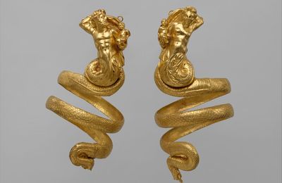 Pair of gold armbands, Greek, ca. 200 BCE