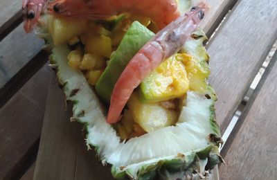 SALADE D'ANANAS THAÏLANDAISE