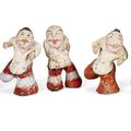 A group of five painted pottery figures of entertainers, Han dynasty (206 BC-220 AD)