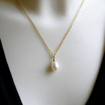 Collier goutte nacre, perle de culture blanche