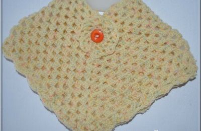 Un bébé poncho