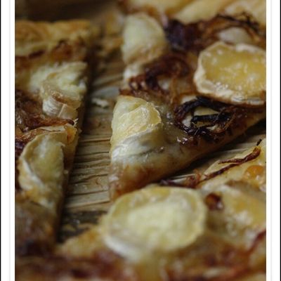 Tarte fines aux oignons et au fromage de chèvre