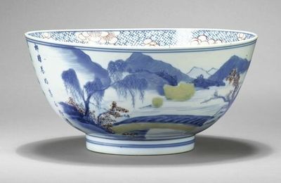 Bol en porcelaine bleu blanc, rouge de cuivre et céladon, Marque et époque Kangxi (1662-1722)