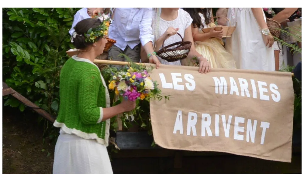 Esprit broc, dentelle et petites fleurs pour Elise ou comment terminer 2014 sur une note d'amour, de bonheur, d'espoir, du DIY