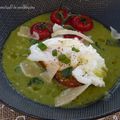 Soupe froide de pois et haricots verts - Toast aillé et œuf poché