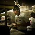 SEI DUN SITIO PARA COMER....