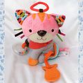 Doudou Peluche Chat D'Activités Rose Anneau Dentition Orange SKIP HOP 