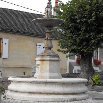 Fontaine à Prouilly dans la Marne, région Champagne-Ardenne