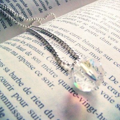 Collier court "perle à facettes"! *