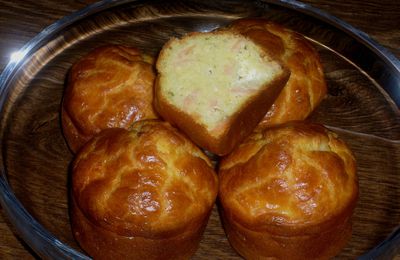 Mini cakes ou muffins de saumon fumé au boursin et ciboulette