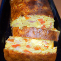 Cake tomates, lardons et gouda au cumin