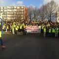 Les enfants Bella, Karen et Armen doivent pouvoir poursuivre leur scolarité au collège Diderot.