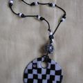 Collier damier