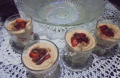 MOUSSE MASCARPONE DULCE DE LECHE ET FRAISE- FAÇON TIRAMISU