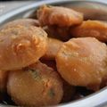 Badjis de pommes de terre, Curry de seiches et Riz au coco