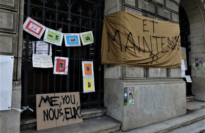  st etienne 42 2019   MANIF   bourse du TRAVAIL  