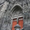 Christianophobie : Il entonne des prières et des chants musulmans dans la cathédrale de Clermont-Ferrand