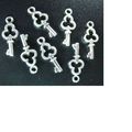 Lot de 200 clés 16*6 mm breloques charms argenté ou bronze