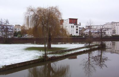 Choses vues à Rennes en mars 2005 (2)