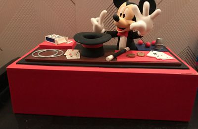 MICKEY TENYO DISTRIBUTEUR DE SERVIETTES