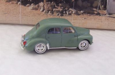 RENAULT 4 CV