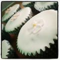 Bergamot & Pistachio Cupcakes