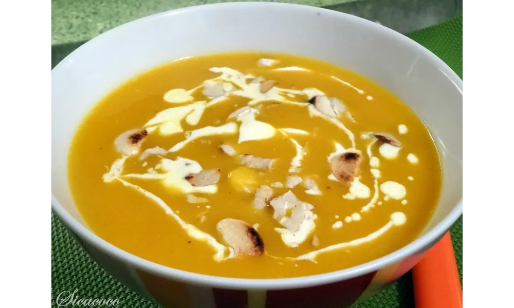 VELOUTE DE COURGE BUTTERNUT /CAROTTES ET ORANGE