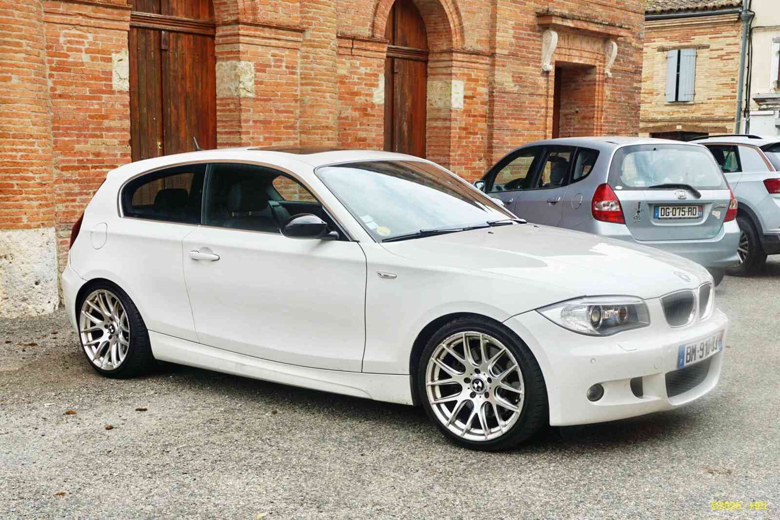 BMW 130i Sport_02 - 2023 [D] HL_GF