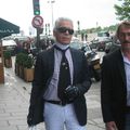 Karl Lagerfeld à St Germain (soirée Libertine , rue de l'université)