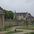 Vannes sous la pluie