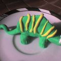 Dinosaures en pâte polymère