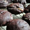Cookies au cacao et aux pépites de chocolat blanc