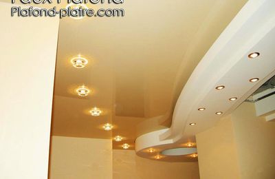 Conception plafond lumineux couloirs