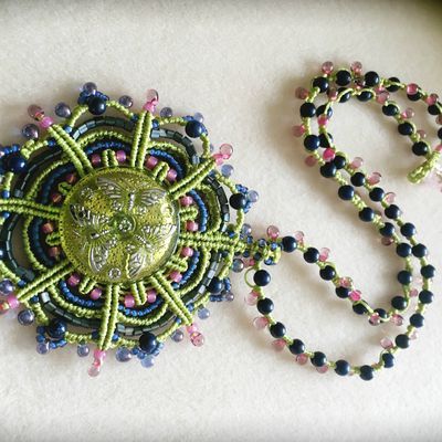 le moonflower pendant de joan babcock