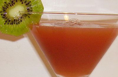 Strawberry Kiwi Martini