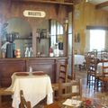 Alès et ses environs - 4ème partie : gare-restaurant à "Vers Pont du Gard" et Musée du bonbon HARIBO à Uzès