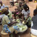 Repas communautaire offert par l'ADED au profit des enfants démunis du secteur 14 de Bobo (bindougousso)