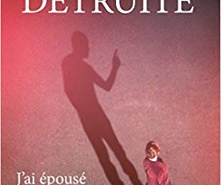 Détruite Par Hélène Montel