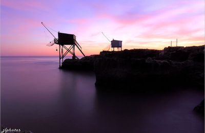 Carrelets dans la nuit